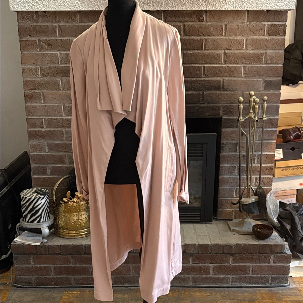 cupcakes & cashmere Blush Pink draped duster cardigan coat